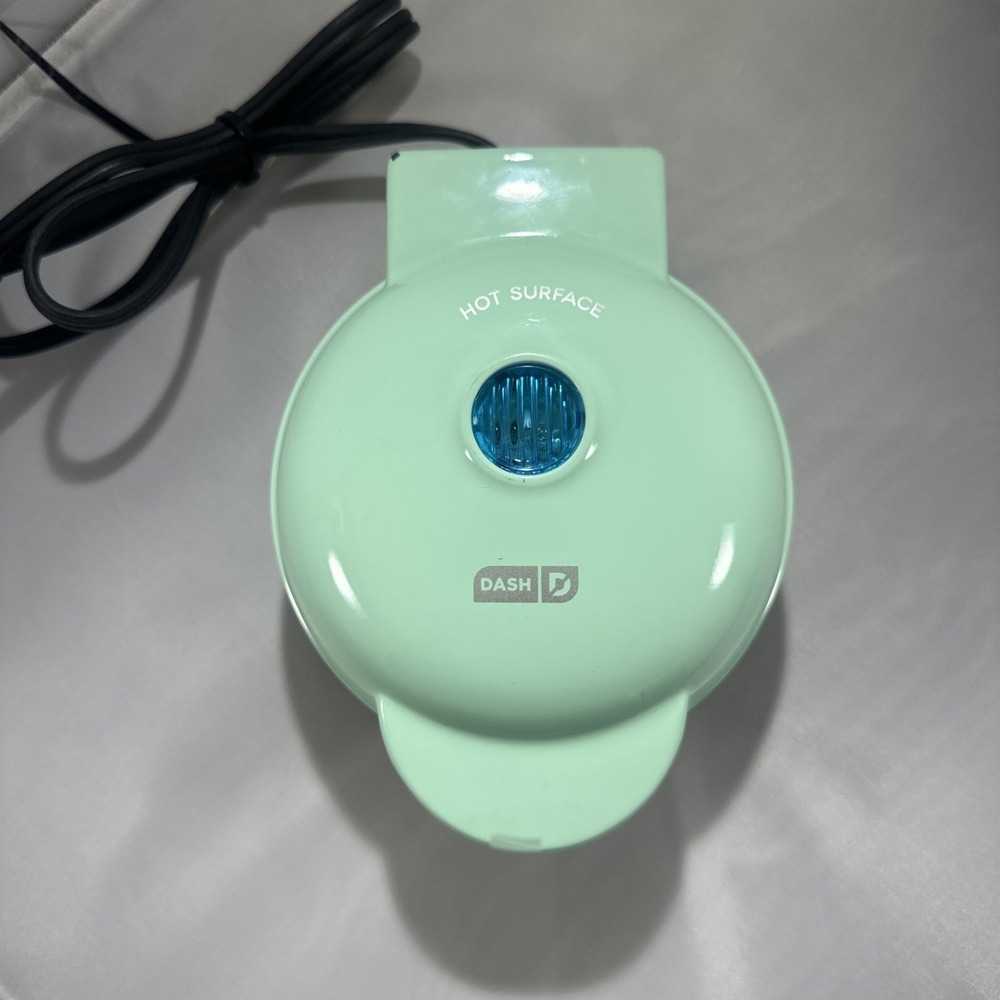 DASH Mini Waffle Maker Blue